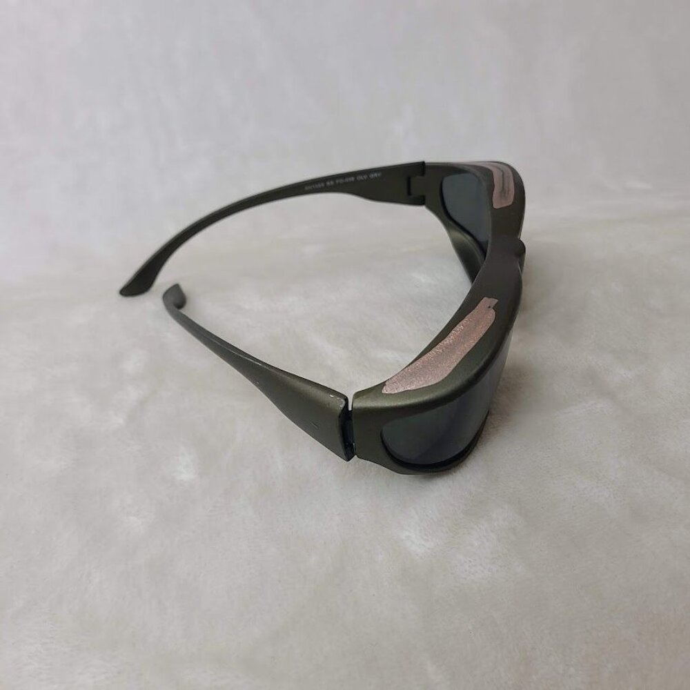 Foster Grant Solar Shield Polarized Fit Over Sunglasses AH1024 FO-036 Olive Gray - Picture 3 of 13